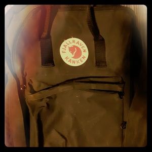 Fjall Raven Bookbag